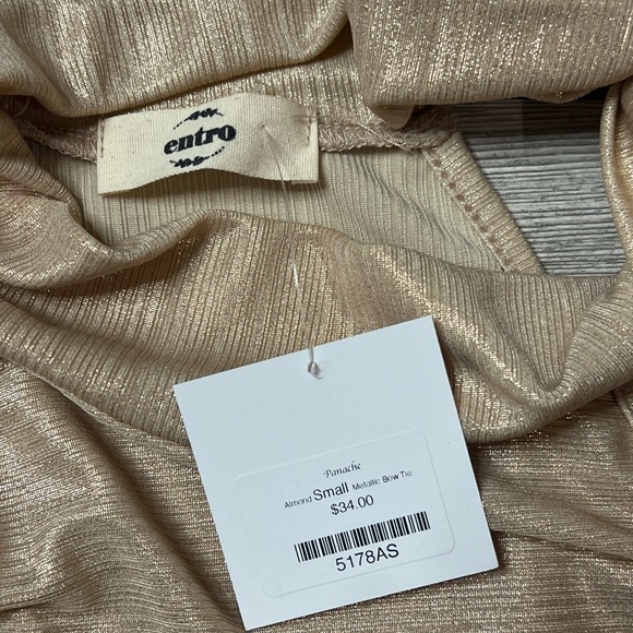 Entro metallic mock neck bow tank top size small, NWT. Non-smoking home. - Picture 4 of 7